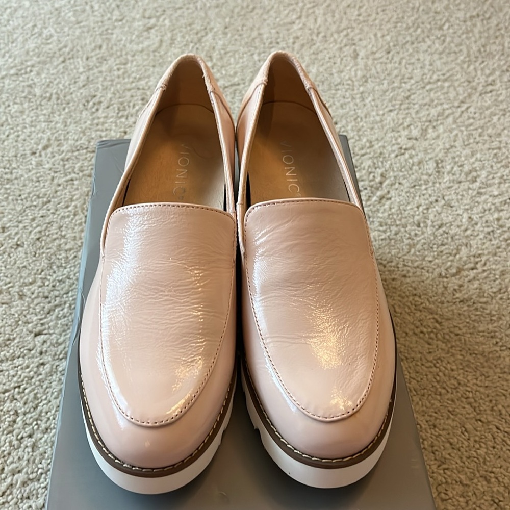 Vionic Women's Pink Heels – Size 6.5M – NWOT – Stylish & Supportive